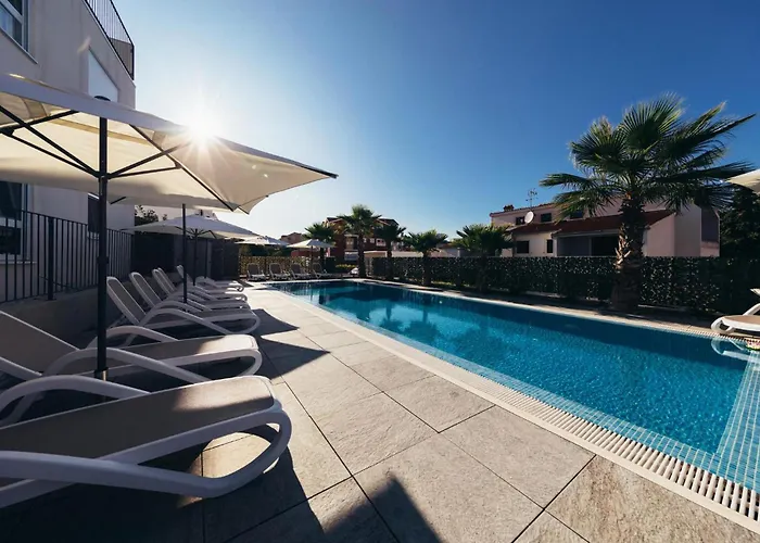 Awesome Apartment In Okrug Gornji Appartement Trogir